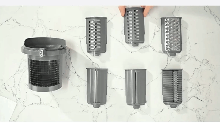 راهنمای جامع انتخاب سالاد ساز ایدهآل برای آشپزخانه شما